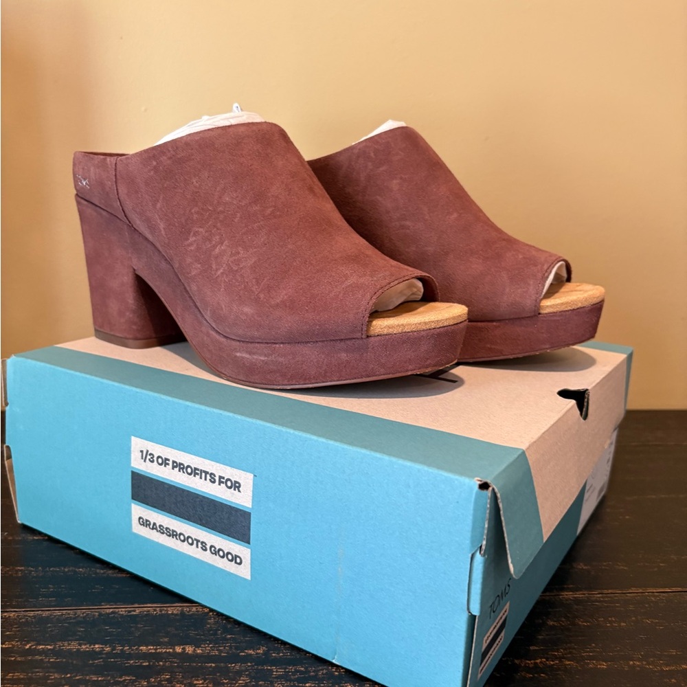 TOMS Women's  Suede Mules